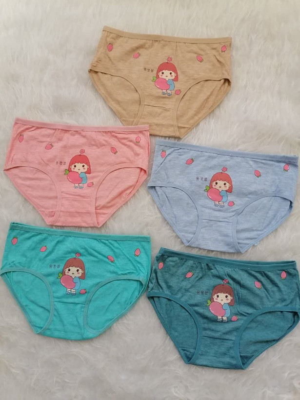 شورت عروسکی دخترک توت فرنگی تمام نخ با فاق دو لایه وارداتی